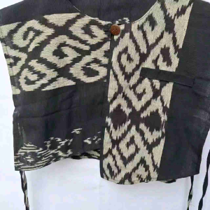 ATASAN VEST ROMPI TENUN HITAM