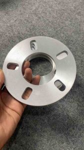 SPACER VELG MOBIL LUBANG 5 PCD 114 UKURAN 8MM 1SET ISI 4PCS