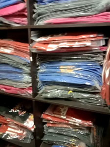 Hoodie & Sweatshirt Oversize Nissa Sabbyyan: Desain Trendy dan Nyaman