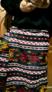 Celana Sarung Batik Motif Songket Toraja: Produk Baru Kualitas Tinggi