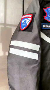 Jaket New Design Full Black: Desain Baru Untuk Musim Dingin