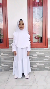 gamis anak perempuan bahan crinkle