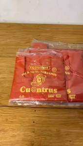 Kantongin Plastik Merah Cuantrus Ekonomis / Kantong Ekonomis / Kantong Sedang 24 (40x24cm) Isi 50 Pcs