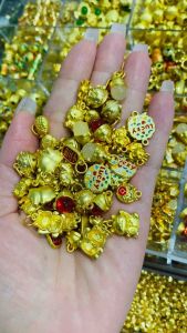 Charm titan vàng cao cấp nhiều mẫu lựa chọn may mắn tài lộc mic vòng tạo điểm nhấn