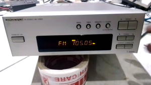 Tuner Onkyo T-405W 220v RARE ITEM