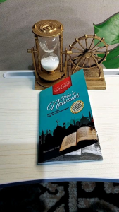Arbain Nawawi: Terjemah Lengkap dengan Makna Pesantren Saku
