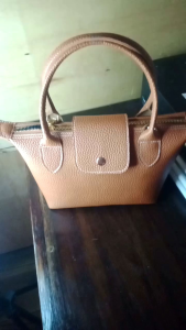 Tas Wanita Terbaru & Desain Viral