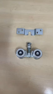 ล้อประตูรางแขวน 2 นิ้ว 4 ลูกคู่ (สินค้าพร้อมส่ง) sc