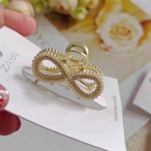 [SHIPS FROM MALAYSIA](Y50)ZAYA Premium Quality Elegant Pearl Mix Rhinestone 4cm Medium Hair Claw/ Fashion Hair Accessory