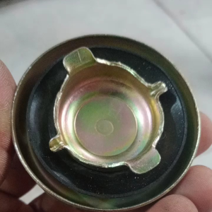 TUTUP TANGKI TAFT GT / F70 / L300 TANPA KUNCI