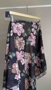 ผ้าคลุมสามเหลี่ยมชีฟองพิมพ์ลาย (หลาสกู)