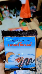 Kopi hitam + Gula Cap Liong Bulan 3 Pak ( isi 60 sachet )