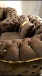 Sofa Mewah 321 Kancing: Desain Sofa Elegan & Berkualitas Tinggi