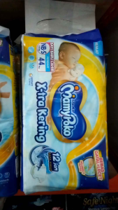 MamyPoko X-tra Kering Ukuran Newborn S 44 pcs Popok Bayi Baru Lahir Tipe Perekat