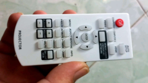 Điều khiển từ xa máy chiếu panasonic giá rẻ