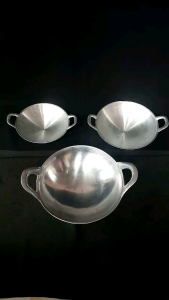 Wajan Mini Katel: Wajan Masak Anak Tersedia 3 Ukuran\\n\\n Apa Itu Wajan Mini Katel?\\nWajan mini katel adalah alat memasak yang dirancang khusus untuk memasak makanan dalam porsi kecil atau ringan. Dengan berbagai ukuran yang tersedia, wajan ini sangat cocok digunakan oleh anak-anak dan orang dewasa yang ingin mencoba memasak dalam jumlah kecil. Wajan mini katel juga merupakan pilihan ideal bagi mereka yang tinggal di apartemen atau memiliki ruang dapur yang terbatas.\\n\\n Keunggulan Wajan Mini Katel\\nBeberapa keunggulan wajan mini katel antara lain:\\n\\n- Mudah digunakan dan dikendalikan oleh anak-anak\\n- Desain ergonomis yang memudahkan penggunaan\\n- Bahan berkualitas tinggi yang tahan lama\\n- Tersedia dalam 3 ukuran yang berbeda\\n\\n Mengapa Memilih Wajan Mini Katel untuk Masakan Ringan?\\nWajan mini katel adalah pilihan yang tepat untuk masakan ringan karena beberapa alasan berikut:\\n\\n- Hemat energi dan waktu memasak\\n- Mudah dibersihkan dan disimpan\\n- Cocok untuk masakan anak-anak dan orang dewasa\\n\\n Bagaimana Memilih Ukuran Wajan Mini Katel yang Tepat?\\nMemilih ukuran wajan mini katel yang tepat sangat penting untuk mendapatkan hasil memasak yang optimal. Berikut ini beberapa tips dalam memilih ukuran wajan mini katel yang sesuai dengan kebutuhan Anda:\\n\\n Ukuran Wajan Mini Katel untuk Masakan Anak\\nUntuk masakan anak-anak, wajan mini katel dengan ukuran yang lebih kecil akan sangat cocok. Ukuran ini memudahkan anak-anak untuk mengendalikan wajan saat memasak dan menghindari risiko kecelakaan.\\n\\n Tips Memilih Ukuran Wajan Mini Katel yang Sesuai\\nBerikut ini beberapa tips dalam memilih ukuran wajan mini katel yang sesuai dengan kebutuhan Anda:\\n\\n- Pertimbangkan jumlah porsi yang ingin Anda masak\\n- Pertimbangkan ruang penyimpanan yang tersedia\\n- Cek desain ergonomis yang memudahkan penggunaan\\n\\n Cara Menggunakan Wajan Mini Katel untuk Masakan Praktis\\nBerikut ini langkah-langkah menggunakan wajan mini katel dengan benar:\\n\\n Langkah-langkah Menggunakan Wajan Mini Katel dengan Benar\\n\\n1. Bersihkan wajan mini katel sebelum digunakan\\n2. Panaskan wajan mini katel sebelum menambahkan bahan masakan\\n3. Gunakan api sedang sampai api kecil saat memasak\\n4. Setelah selesai memasak, biarkan wajan dingin sebelum dibersihkan\\n\\n Tips Menggunakan Wajan Mini Katel untuk Membuat Masakan Praktis\\nBerikut ini beberapa tips menggunakan wajan mini katel untuk membuat masakan praktis:\\n\\n- Gunakan minyak atau mentega secukupnya untuk mencegah bahan masakan menempel pada wajan\\n- Gunakan api sedang sampai api kecil untuk menghindari pembakaran bahan masakan\\n- Gunakan spatula atau sendok kayu untuk mengaduk bahan masakan\\n- Bersihkan wajan setelah digunakan untuk menjaga kebersihan dan keawetan wajan\n}