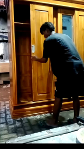 lemari pintu 4 sleding serebet full kayu jati elegan