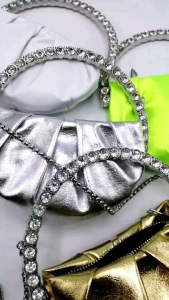 กระเป๋า กระเป๋าแฟชั่น กระเป๋าผู้หญิงพร้อมส่งจากไทยhipaholic