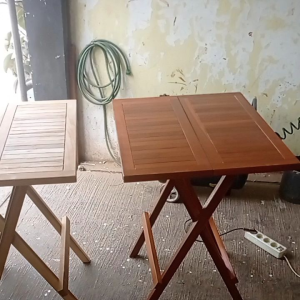 Meja Lipat Kayu Jati 60x50x70: Solusi Ruang Terbatas