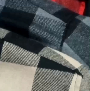 KEMEJA FLANEL WANITA LENGAN PANJANG MOTIF KOTAK KOTAK KEKINIAN