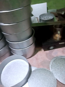 loyang bulet ukran 18cm tinggi 6cm dari bahan kalvalum anti karat anti lengket ketebalan 0.2 pueL