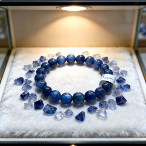 Kyanite Crystal bracelet