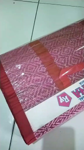 Tikar Lipat Motif Songket 200x300: Keindahan Tradisional untuk Ruang Tamu