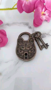 Gembok Kuningan Motif Ukir Antik / Gembok Klasik / Kunci Rumah Kuningan