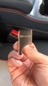 BYD หัวเสียบเข็มขัดนิรภัย ป้องกันเสียงเตือน หนา 4 มิล ใช้ได้กับ BYD ทุกรุ่น