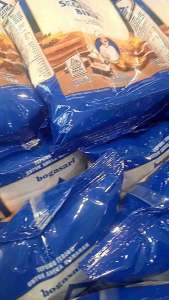 tepung tetigu segitiga biru premium 1kg