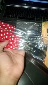 Sendok Pulkadot Satu Set Isi 12 Pcs