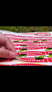 stiker es teh solo lama