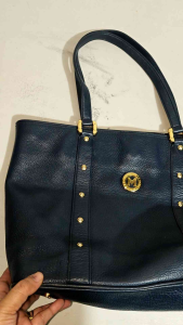 Preloved Metro City Italy Tote BagGenuie Pure Leather Bag