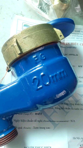 Đồng hồ nước lạnh Komax Hàn Quốc DN20 lắp đứng thân gang đã hiệu chuẩn chuyên lắp căn hộ chung cư cao cấp