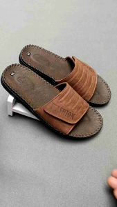 Dép nam quai ngang da bò DT21 đế đúc dẻo mỏng nhẹ may viền chắc chắn quai bản xé dán tiện lợi