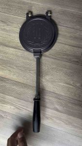 Khuôn Làm Bánh Đồng Xu Chống Dính Hình Chợ Bến Thành và Bông Lúa Xuất Xứ Việt Nam