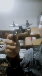 Dudukan Whelldop Muter R16: Aksesoris Mobil Berkualitas