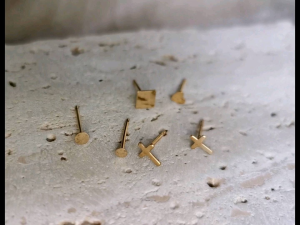 DaVee | 14K Gold plated [Single stud earring] Heart Square Circle earrings Geometric-shaped earrings(5% solid gold)/单只14k包金迷你几何耳钉（含5％固态金）