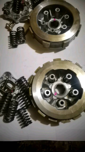 CLUTCH SET COMPLETE HONDA RUSI CHARIOT 175 GAMA200 KR150 KR200 CG200 SIGMA 250 MOTORSTAR250