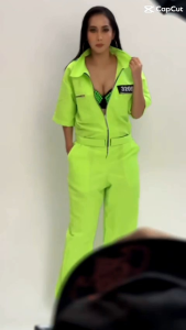 ชุดนักโทษนีออน สีเขียว/มะนาว