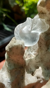 mặt dây chuyền mỹ nữ đá thiên nhiên thạch anh mầu trắng hồng xanh tóc đen chế tác Theo yêu cầu của quý khách hàng