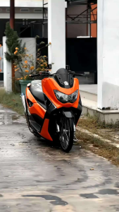 Stiker Skotlet Oren Glossy: Pilihan Terbaik untuk Desain Interior