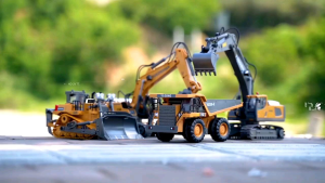 0Remote Control Beko Excavator YIGONG 11 CH 1:20 Crawler 2.4Ghz RC Excavator