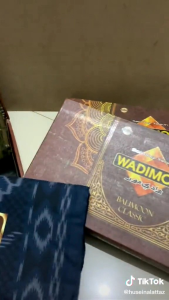 Sarung Wadimor Balimoon: Bahan Terbaik Halus & Tidak Luntur