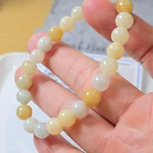 Chuỗi Cam Thach Đa Bảo Hoàng Phỉ type A 7.4mm - Nông Trại Cười