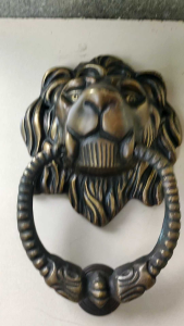 Ketukan Pintu Rumah Kuningan Antik Motif Singa Titik 1 pcs