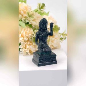 นางกวัก แกะสลักหินน้ำโขงสีเขียวเข้ม งานฝีมือ 1 นิ้ว