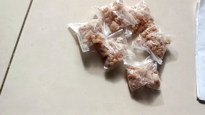 kemenyan/ menyan arab  50 gr untuk pengharum ruangan dan aksesoris spiritual