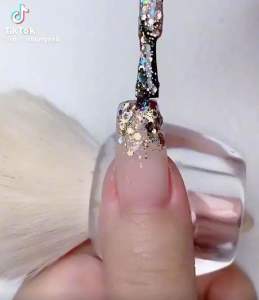 Gel nhũ khổng tước siêu sáng đẹp cho móng HOT