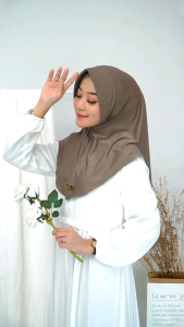 Bergo Qaisa Hamidah Kerudung Instan Jersey jilbab sport